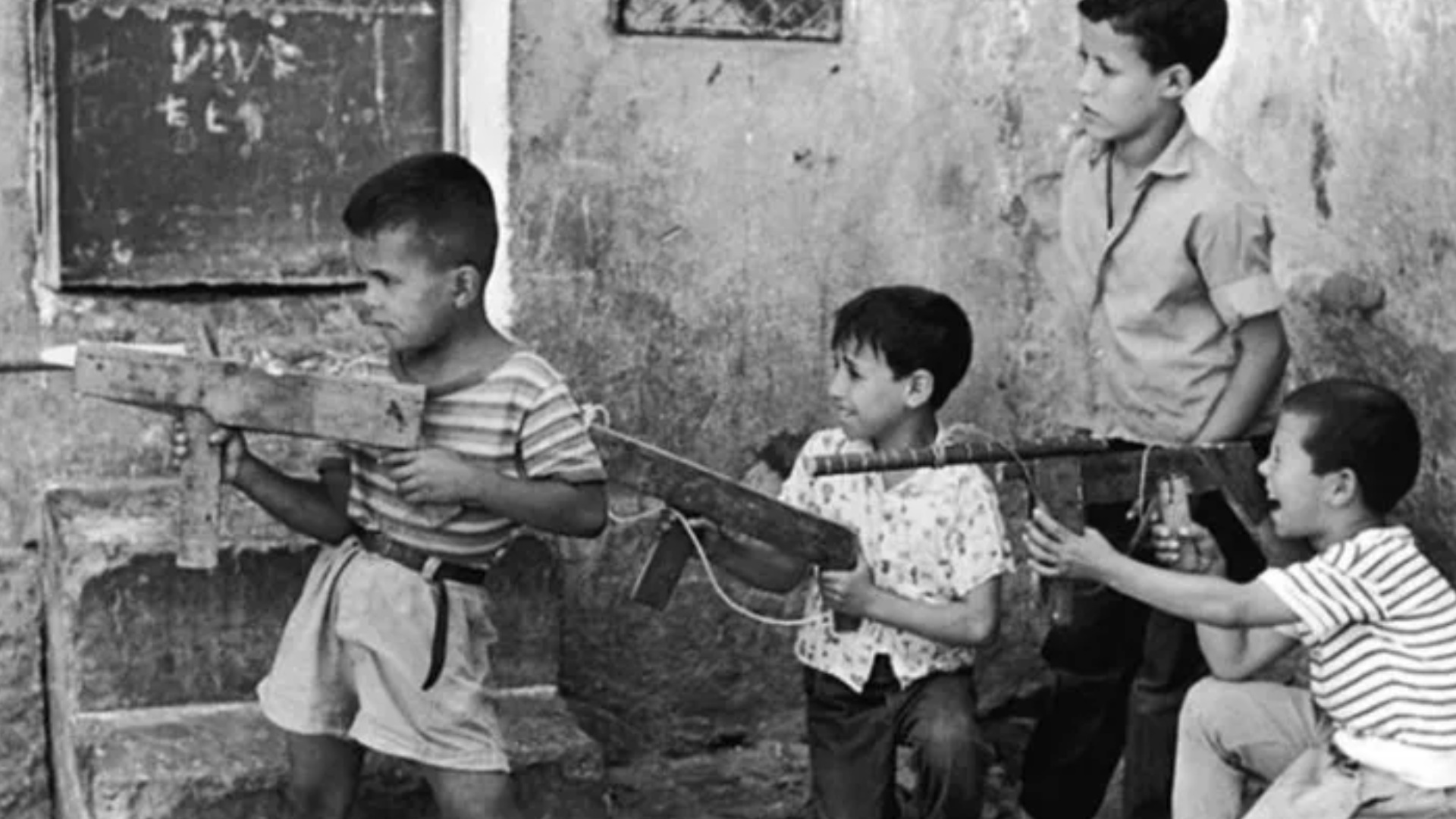 فانتازيا: ملحمة الثورة وسحر الأرض